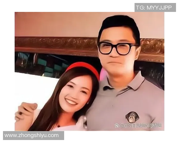 中国演员热爱足球明星背后的故事与情感交织
