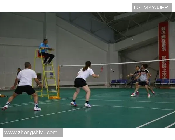 重庆羽毛球队选拔赛特别报道:奋勇拼搏铸就辉煌突破之路 重庆羽毛球队选拔赛特别报道:奋勇拼搏铸就辉煌突破之路